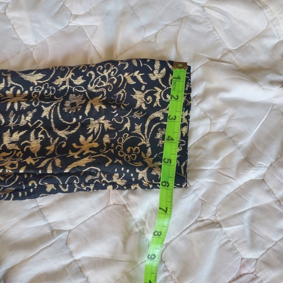 Top - Picture 9 of 12